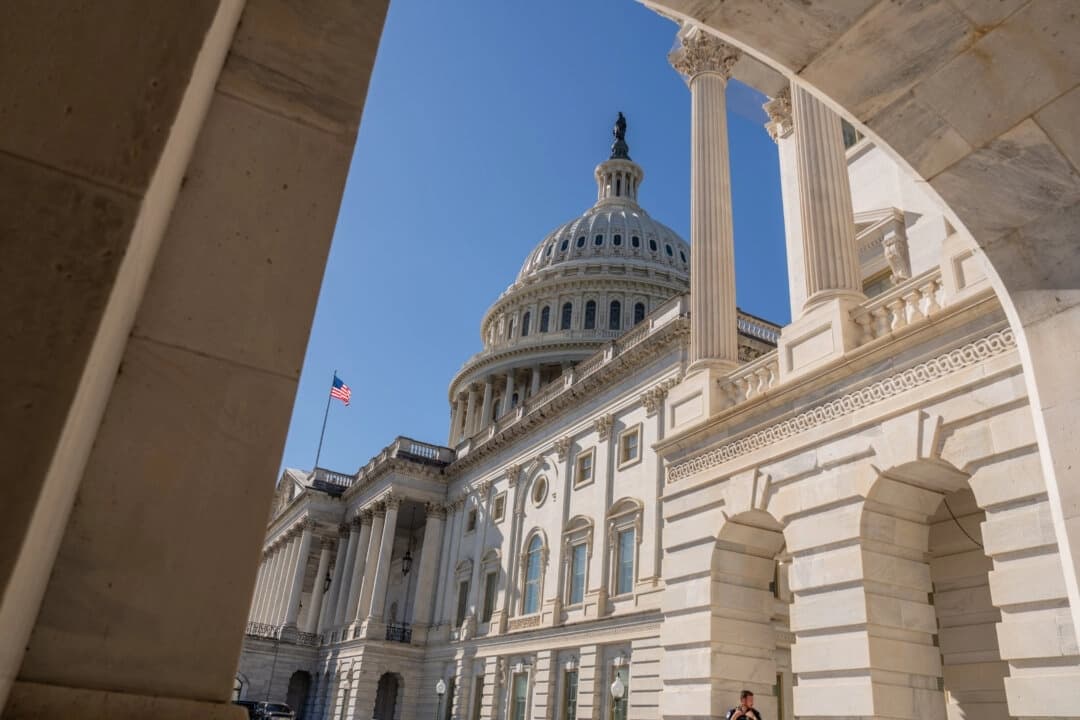 El edificio del Capitolio de Estados Unidos durante el cierre del gobierno en Washington el 22 de octubre de 2025. (Madalina Kilroy/The Epoch Times)
