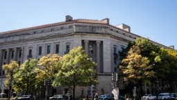 Asesor político de California se declara culpable de ser agente extranjero de China