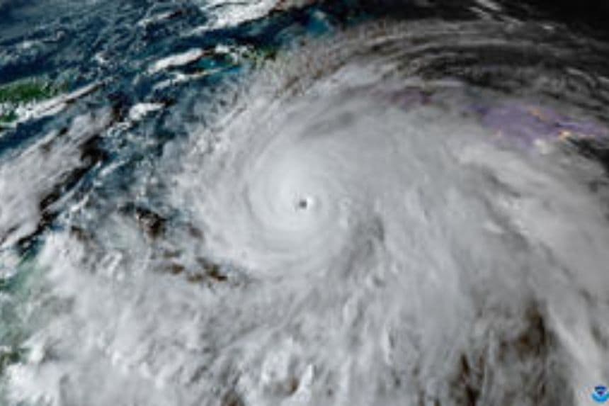 El huracán Melissa toca tierra en Jamaica como categoría 5