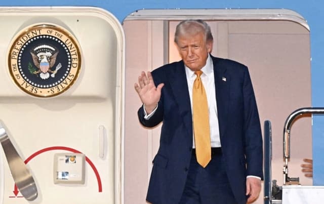 Trump afirma que "le encantaría" reunirse con Kim Jong Un durante su viaje a Asia