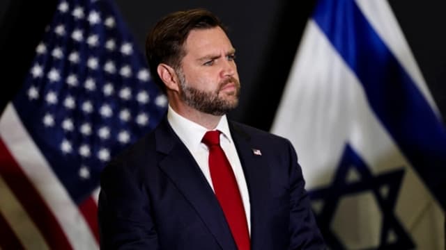El vicepresidente estadounidense JD Vance en el Centro de Coordinación Cívico-Militar, en Israel, el 21 de octubre de 2025. (Fadel Senna/AFP/Getty Images)