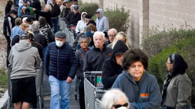 Casi 1 de cada 2 cuidadores familiares se enfrentan a importantes dificultades económicas: Informe