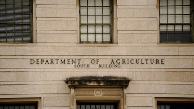 Depto. de Agricultura pide fallo contra moción que lo obligaría financiar programa de cupones de alimentos