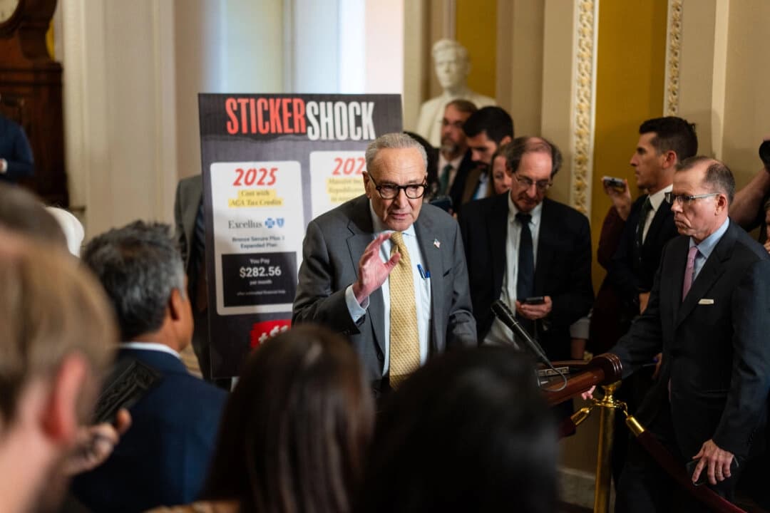 Senado aprueba un proyecto de ley para poner fin a los aranceles globales de Trump