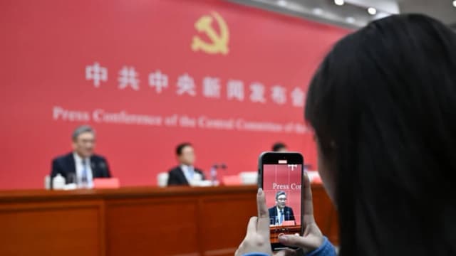 Subsidios, desempleo y mercantilismo, es el nuevo plan quinquenal del PCCh para China