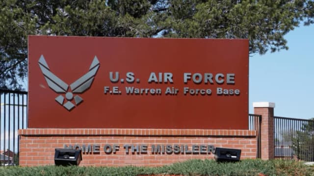 Pilotos nucleares de EE. UU. admiten haber mentido tras tiroteo que llevó a suspender el uso del Sig Sauer M18