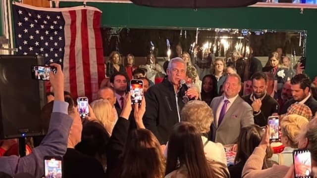 Republicanos dicen que tienen el impulso a su favor en carrera por la gobernación de Nueva Jersey