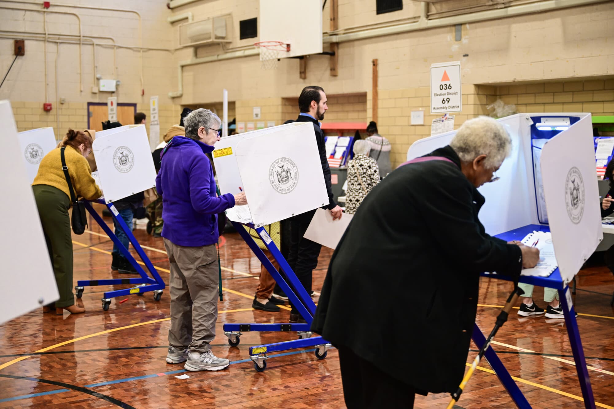 Últimas horas de votación en las elecciones a la alcaldía de NY y a gobernador de Virginia y NJ