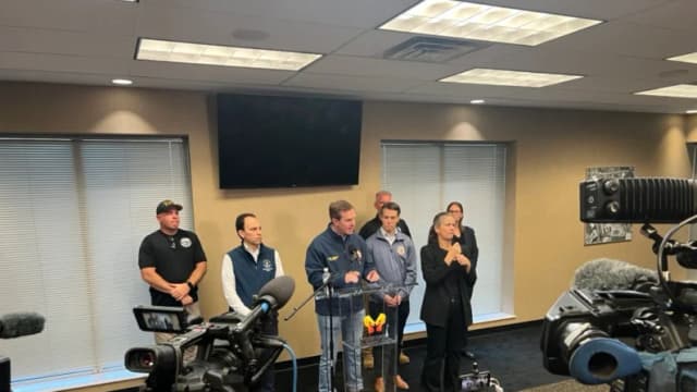 Un niño entre los 11 muertos por el accidente de un avión de UPS en el aeropuerto de Louisville