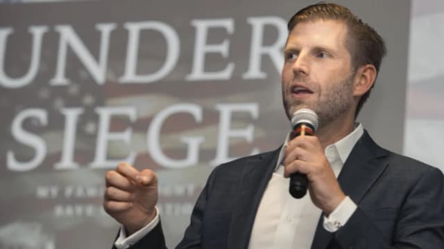 Tras estar "bajo asedio", Eric Trump disfruta de la segunda presidencia de su padre