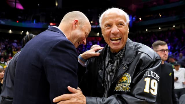 Muere Lenny Wilkens, tres veces miembro del Salón de la Fama del Baloncesto, a los 88 años