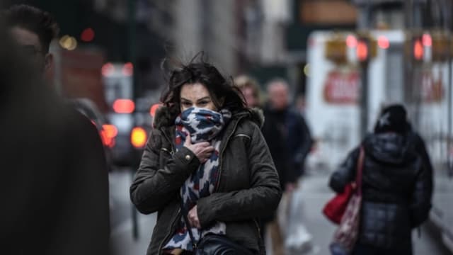 Ola de frío ártico azota EE. UU., trayendo nevadas tempranas y temperaturas mínimas récord