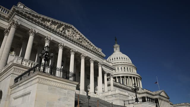 El Congreso de EE. UU. busca poner fin al cierre con nueva votación