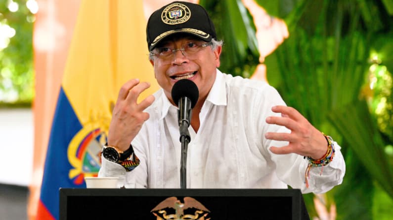 Petro suspende cooperación con EE. UU. tras ataques a embarcaciones sospechosas en el Caribe