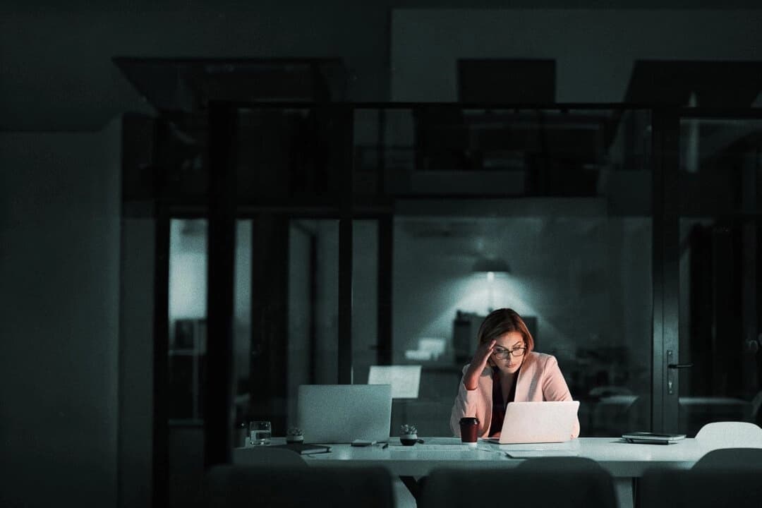 El precio oculto que se paga por estar siempre ocupado