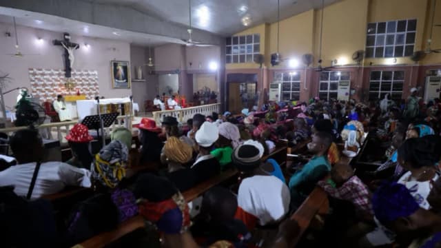 EE. UU. evalúa sanciones y acción del Pentágono para frenar persecución religiosa en Nigeria