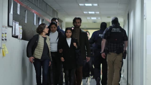 Estados Unidos pide a abogados que se inscriban como jueces de deportación