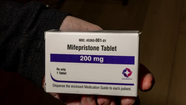 Tres fiscales generales de EE. UU. impugnan nueva mifepristona genérica de la FDA