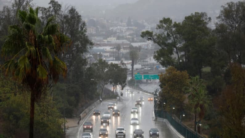 Juez impide a la Administración Trump condicionar fondos federales para catástrofes