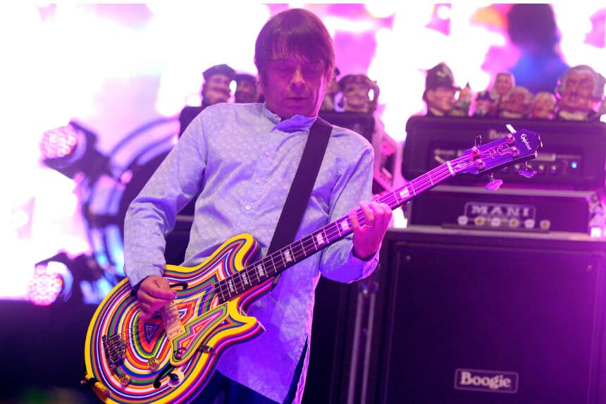 El cantante Gary Mounfield, de la banda The Stone Roses, se presenta en el escenario durante el primer día del Coachella Valley Music & Arts Festival, el 12 de abril de 2013 en Indio, California. (Foto de Kevin Winter/Getty Images para Coachella)