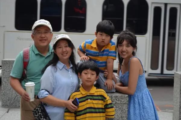 La familia Jin. (Cortesía de Grace Jin Drexel).