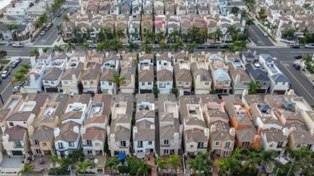 Casas en Huntington Beach, California, el 12 de julio de 2024. (John Fredricks/The Epoch Times)