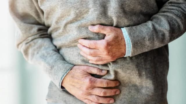 3 fórmulas herbales para tratar la úlcera péptica