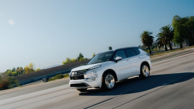 Mitsubishi Outlander SEL. Mejorar para avanzar