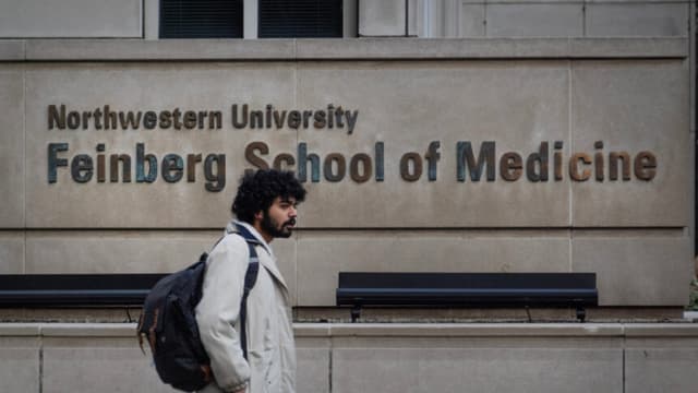 Admón. Trump llega a un acuerdo con Northwestern para restituir USD 790 millones en fondos congelados