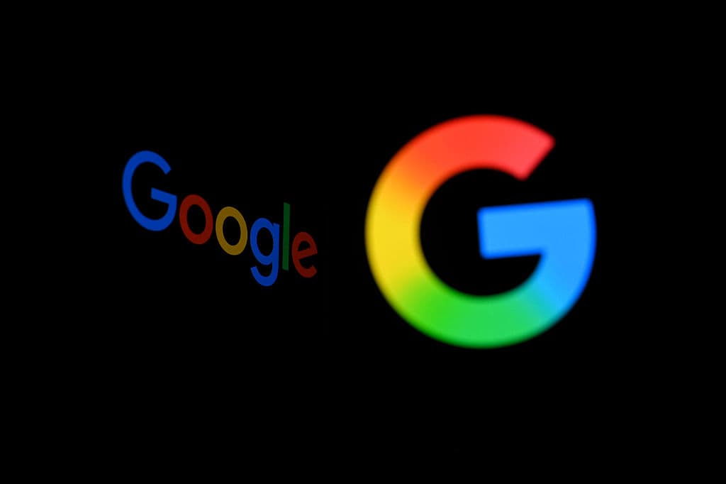 Fotografía ilustrativa muestra los logotipos de Google en Bruselas el 29 de septiembre de 2025. (Foto de Nicolas TUCAT / AFP) (Foto de NICOLAS TUCAT/AFP a través de Getty Images)