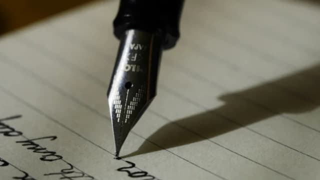 Siete hábitos sencillos que transformarán su escritura