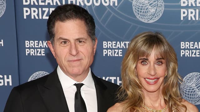 Michael Dell y Susan Dell asisten a la 11.ª ceremonia de entrega de los Premios Breakthrough en el Barker Hangar el 5 de abril de 2025 en Santa Mónica, California. (Phillip Faraone/Getty Images para Breakthrough Prize)