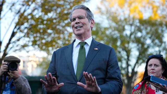 La Casa Blanca podría volver a aplicar aranceles si pierde el caso ante la Corte Suprema de EE. UU., dice Bessent