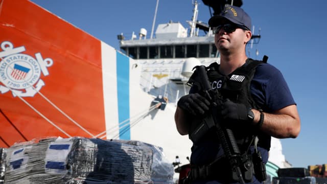 Incautan cerca de 9 toneladas de cocaína en alta mar: Guardia Costera de EE. UU.