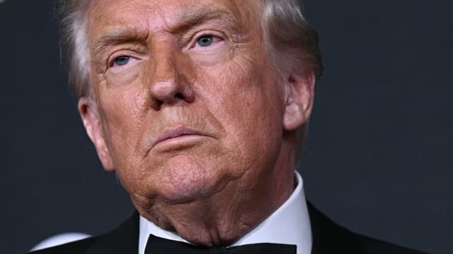 Trump dice que tiene "otros métodos" para imponer aranceles si la Corte Suprema limita sus poderes