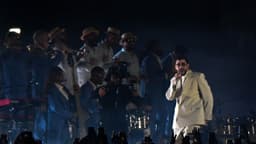 Bad Bunny, Calle 13 y la globalización de la cultura pop antiestadounidense