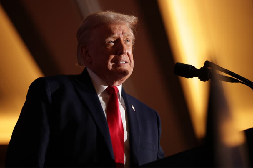 El presidente de Estados Unidos, Donald Trump, pronuncia unas palabras durante un acto celebrado en el Mount Airy Casino Resort el 9 de diciembre de 2025 en Mount Pocono, Pensilvania. (Foto de Alex Wong/Getty Images)