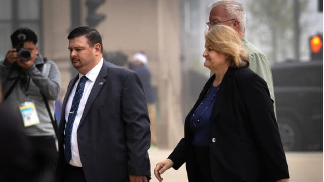 Jueza acusada de ayudar a un inmigrante ilegal a escapar será juzgada: lo que debe saber