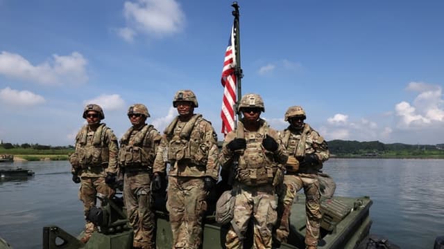 Trump anuncia bonos especiales de 1776 dólares para soldados de las Fuerzas Armadas de EE. UU.