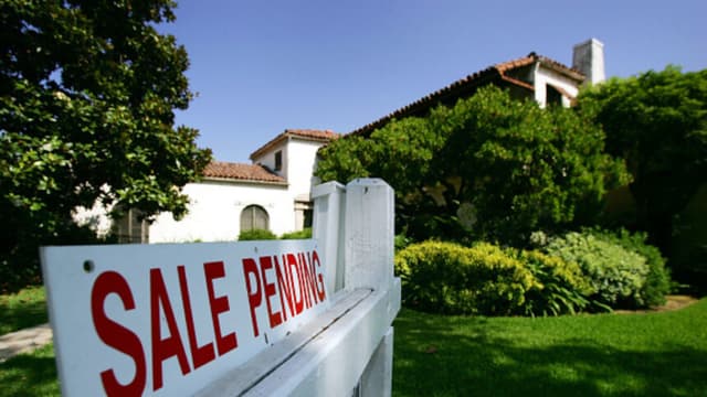 Trump promete reducir los precios de la vivienda con planes inmobiliarios "agresivos"