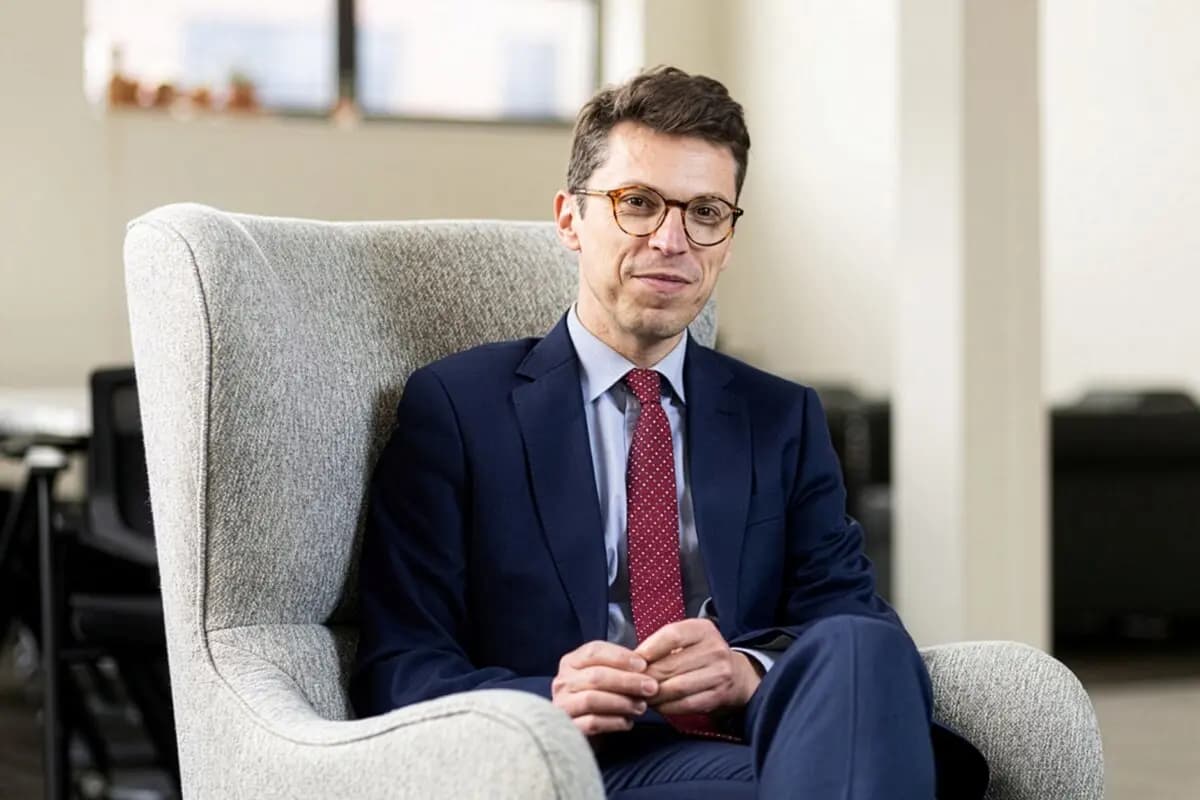 Nuno Loureiro en una foto de archivo. (Jake Belcher/MIT vía AP).