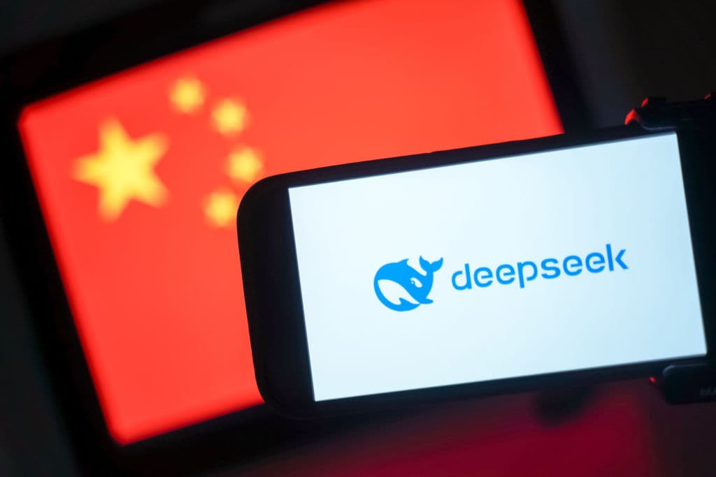 Legisladores piden designar a Deepseek y Xiaomi como empresas que ayudan al ejército chino