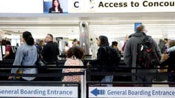 CBP comenzará a verificar datos biométricos de salida de EE. UU. de extranjeros a partir del 26 de diciembre