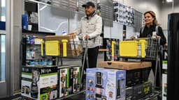 Aumenta el optimismo financiero de los consumidores en EE. UU. y caen los temores de recesión