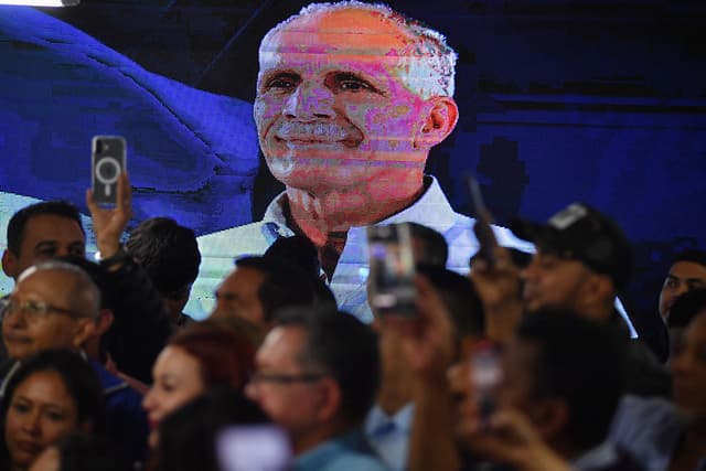 Nasry "Tito" Asfura, respaldado por Trump, gana las elecciones presidenciales de Honduras