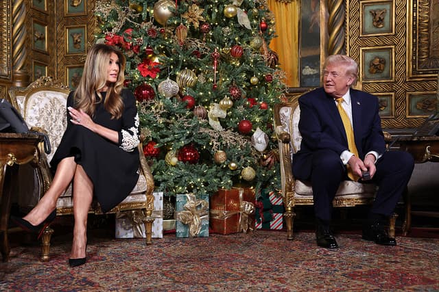 Trump les dice a los niños que Papá Noel está en camino y agradece a los miembros del servicio militar