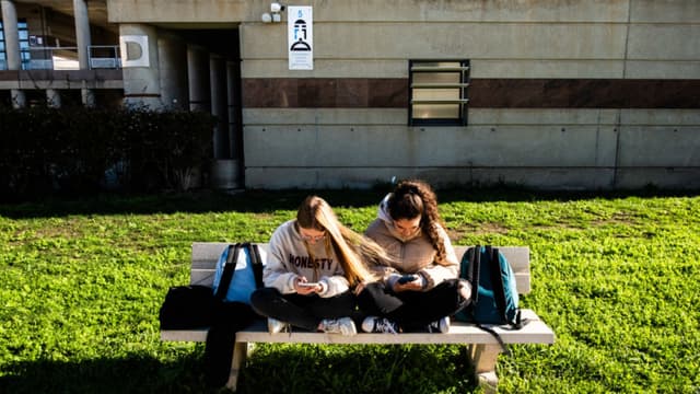 Por qué crecer hoy en día se siente diferente, y qué es lo que ayuda