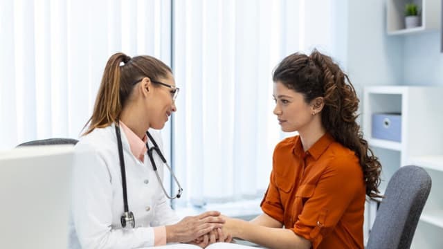 (Best Ovarian Cancer Treatment Centre in Raipur en Pixabay)