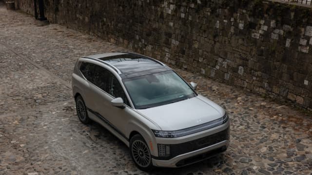 Hyundai estrena un nuevo buque insignia y es eléctrico: el Ioniq 9