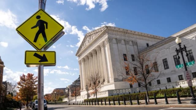 Corte Suprema de EE. UU.: ¿Armas para consumidores de drogas y demandas a Cuba por expropiaciones?